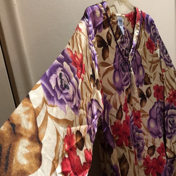 One Hanes place zipper front nightgown - Picture 3 of 9